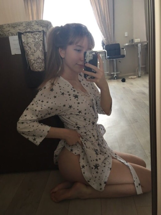 Аня